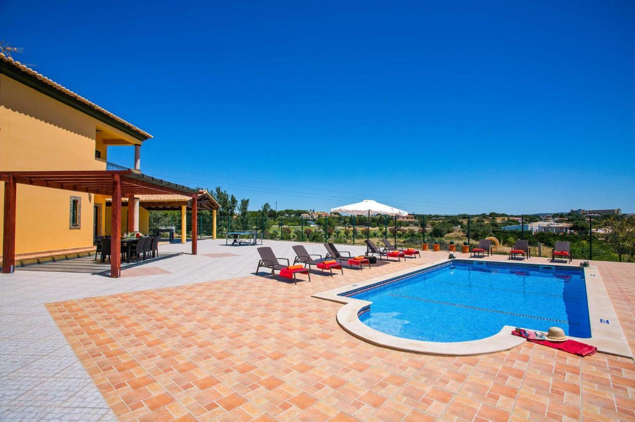 Villa Nincha - Heated Pool - Free Wi-Fi - Air Con Albufeira Exterior foto