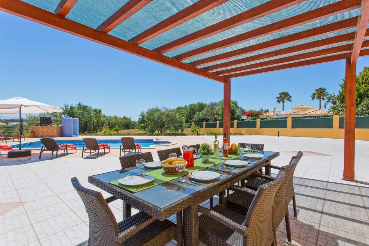 Villa Nincha - Heated Pool - Free Wi-Fi - Air Con Albufeira Exterior foto